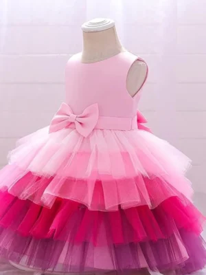 pink dress