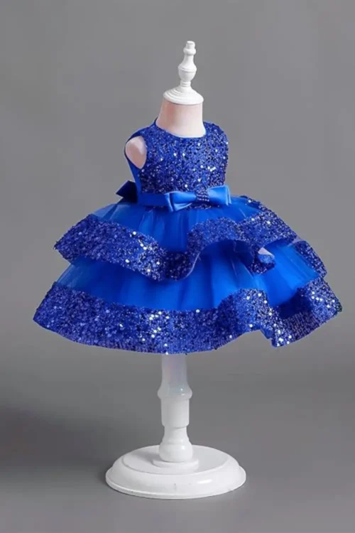 blue dress