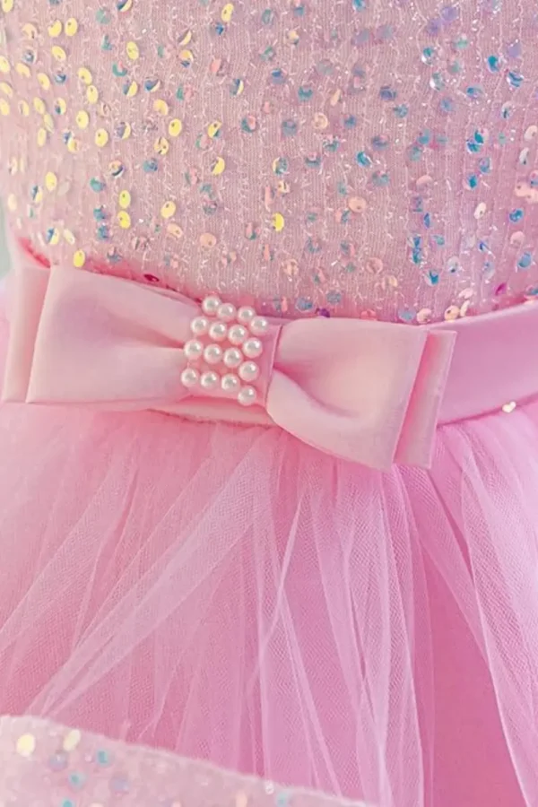 pink dress