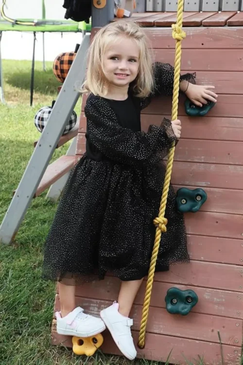 black dress