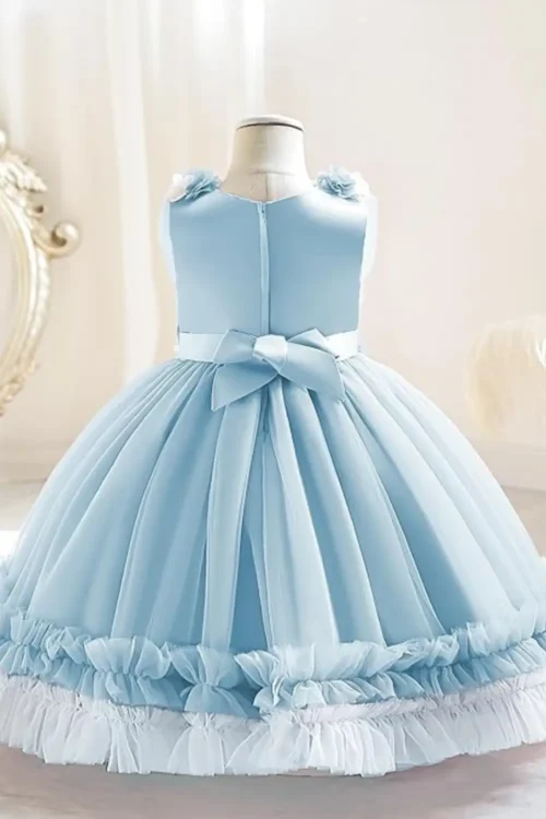 blue dress