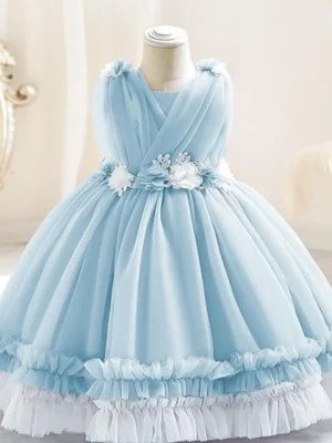 blue dress