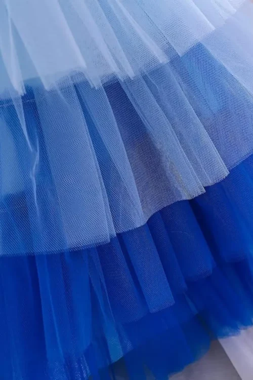 blue dress