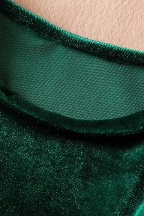 green dress
