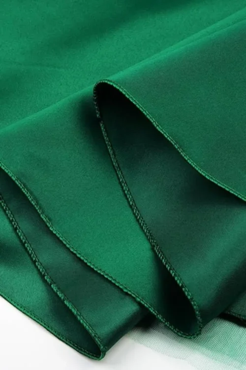green dress