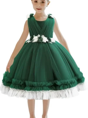 green dress
