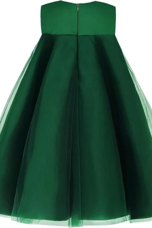 green dress