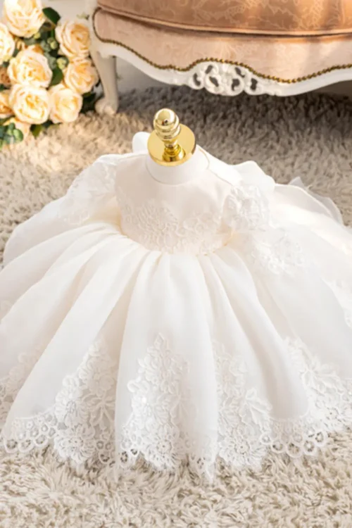 lace wedding dress