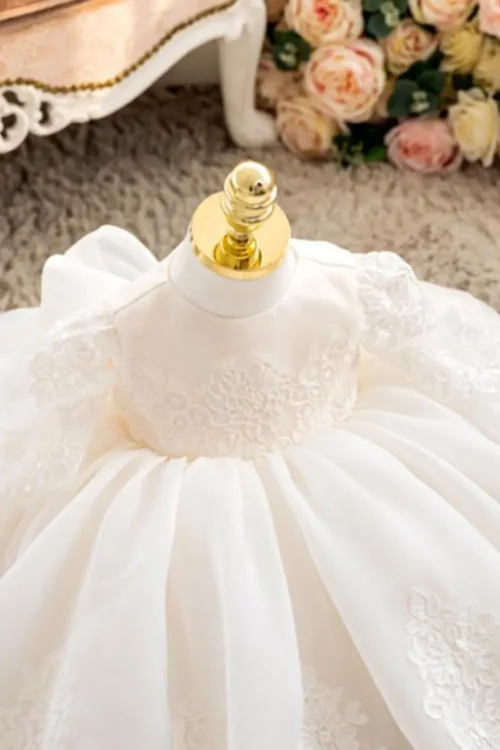 lace wedding dress