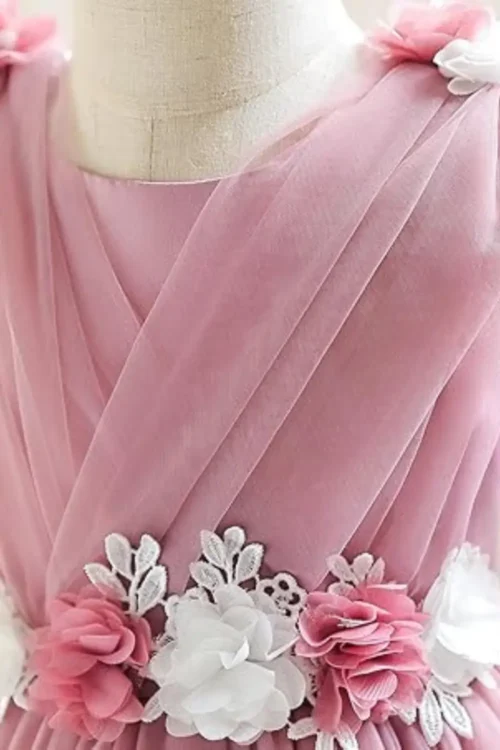 pink dress