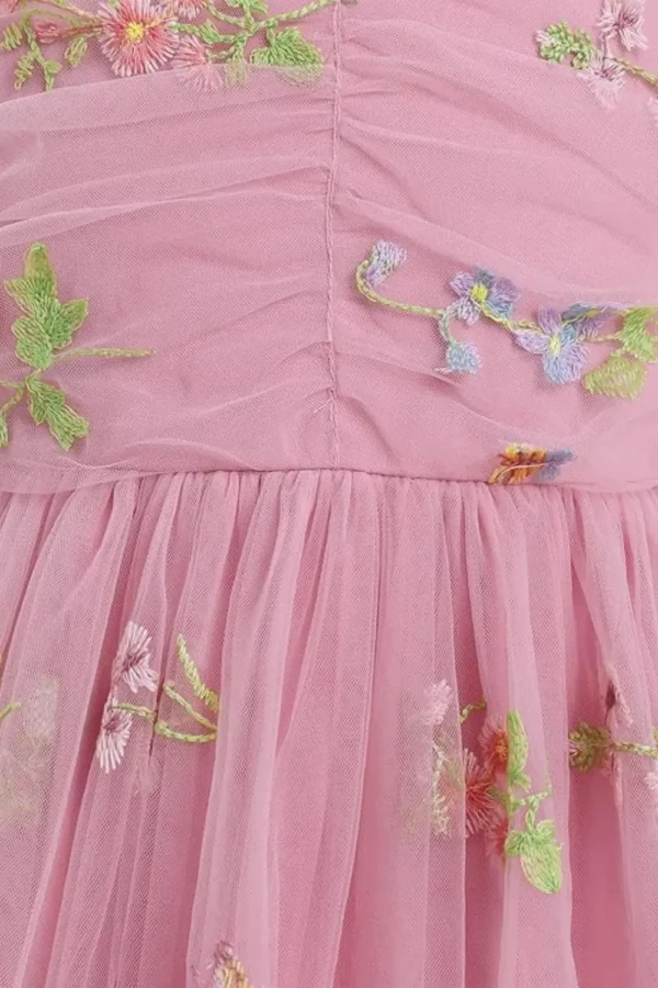 pink dress