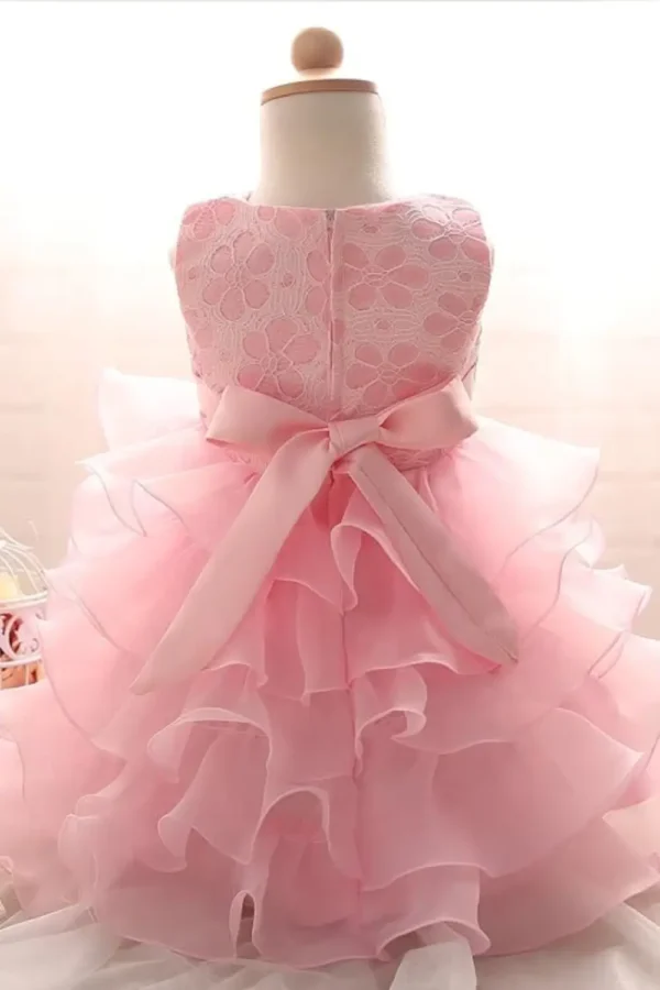 pink dress