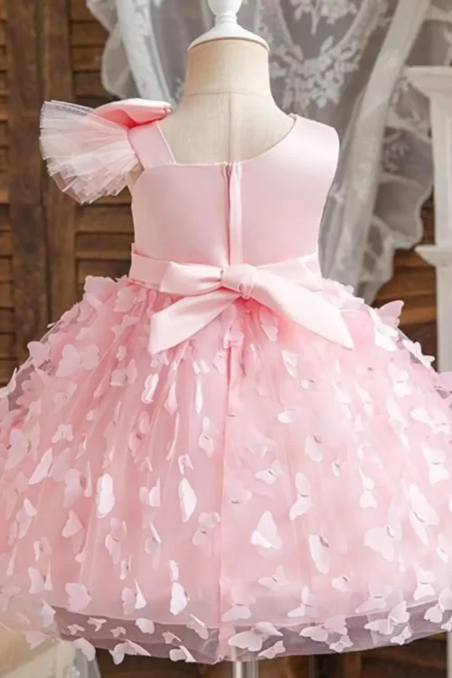pink dress