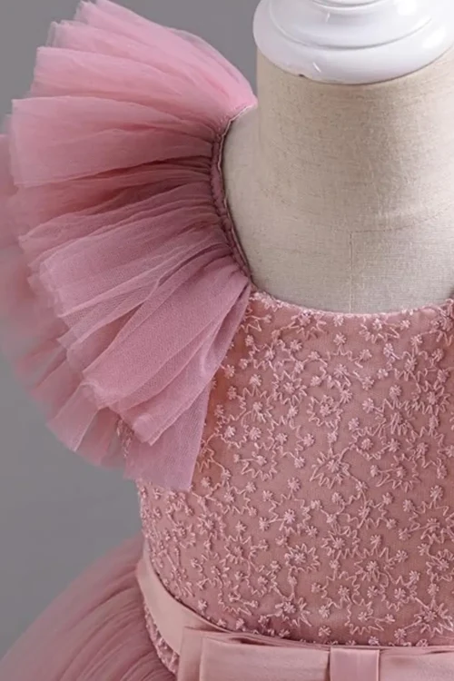 pink dress