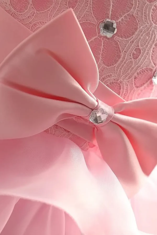 pink dress