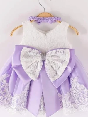 purple dress