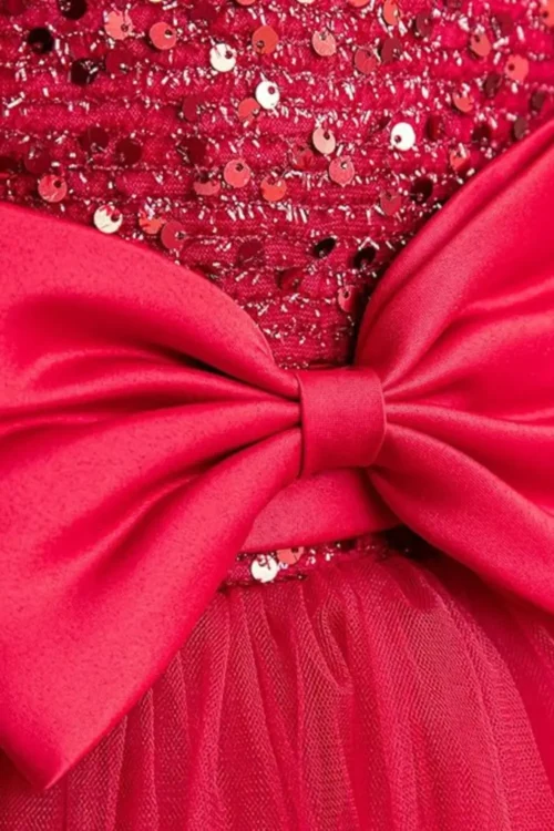 red dress