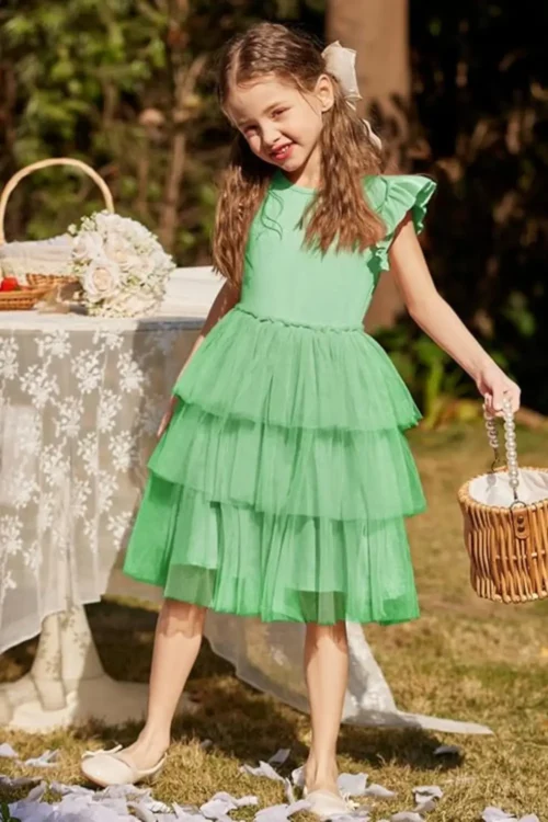 green dress