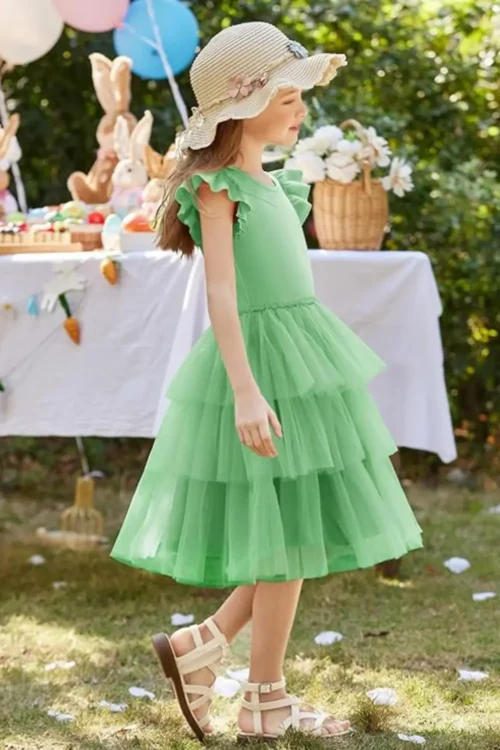 green dress