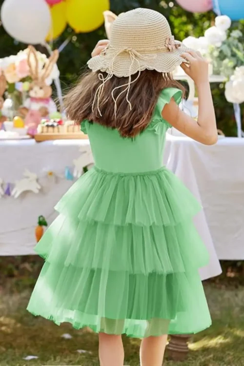 green dress