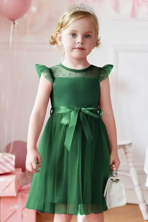 green dress