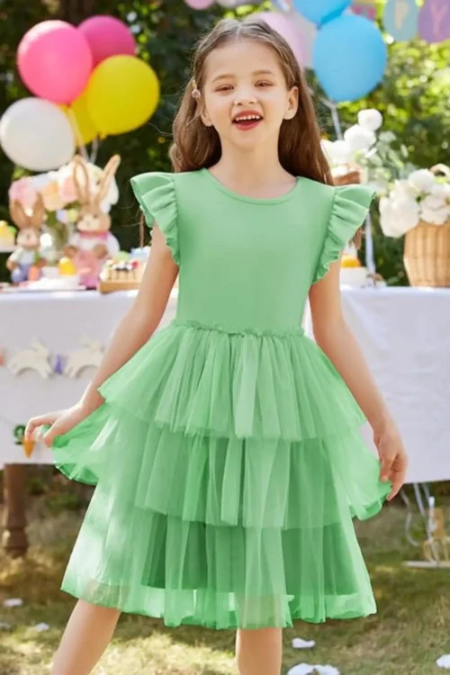 green dress