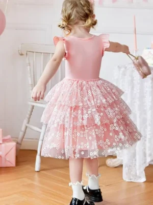 pink dress