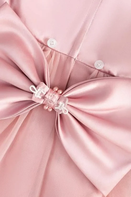 pink dress