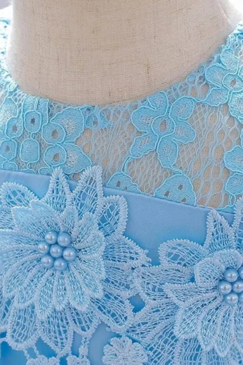 wedding guest outfit