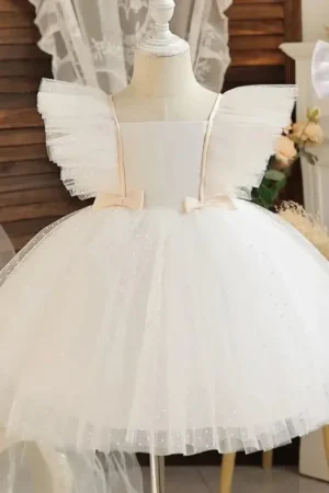 White-Dress-Outfit
